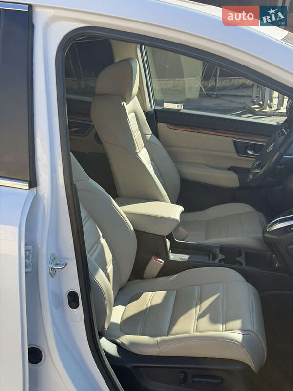 Внедорожник / Кроссовер Honda CR-V 2021 в Одессе