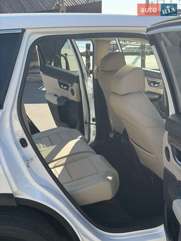 Внедорожник / Кроссовер Honda CR-V 2021 в Одессе