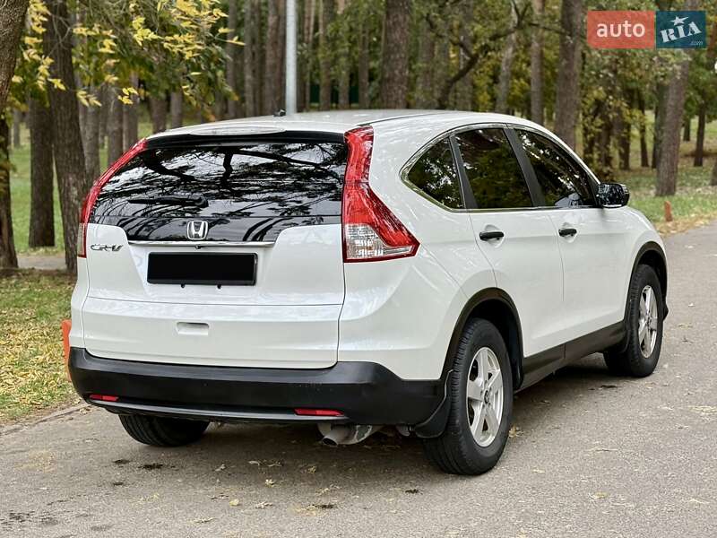 Позашляховик / Кросовер Honda CR-V 2015 в Києві