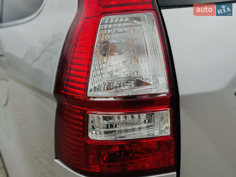 Внедорожник / Кроссовер Honda CR-V 2012 в Дрогобыче