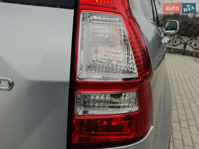 Внедорожник / Кроссовер Honda CR-V 2012 в Дрогобыче