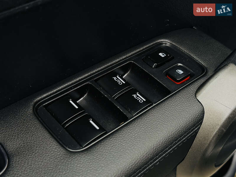 Внедорожник / Кроссовер Honda CR-V 2012 в Дрогобыче