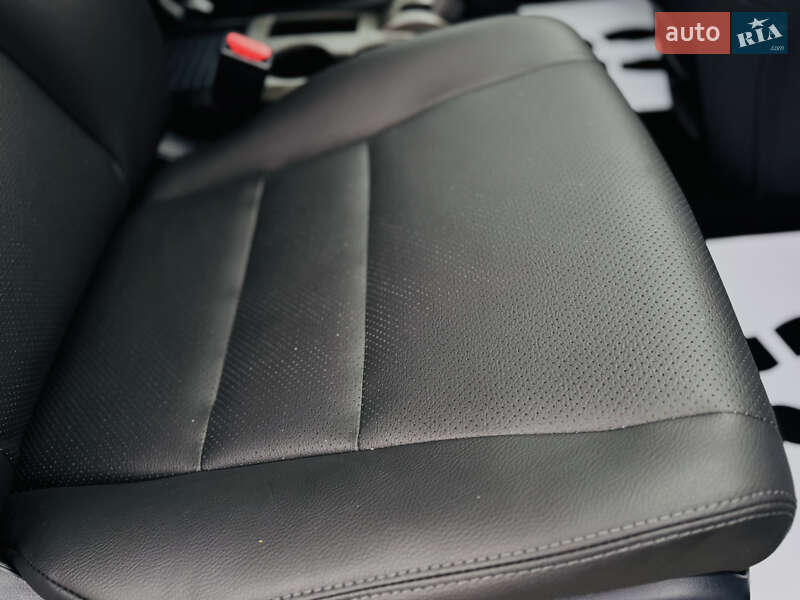 Внедорожник / Кроссовер Honda CR-V 2012 в Дрогобыче