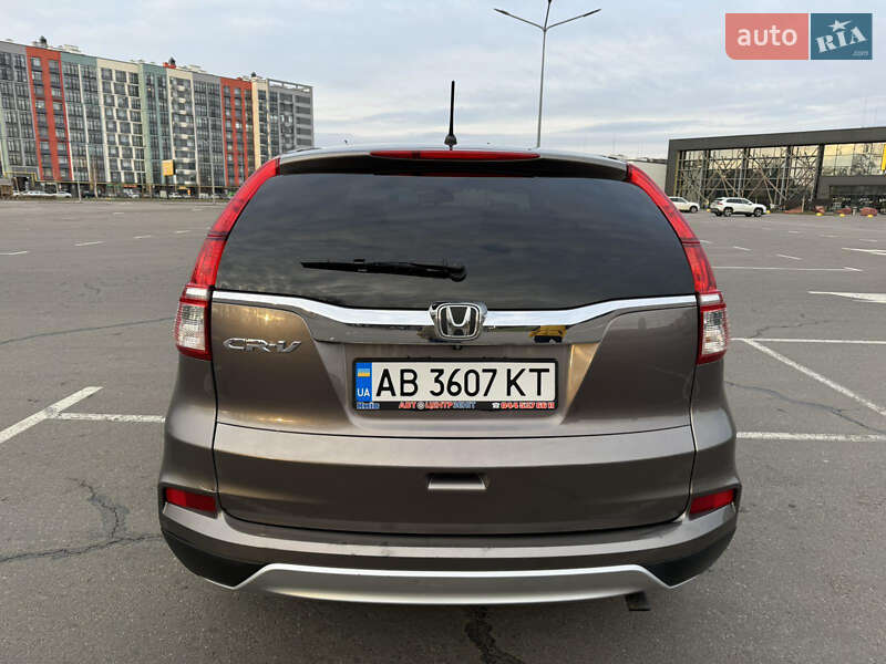 Позашляховик / Кросовер Honda CR-V 2015 в Києві
