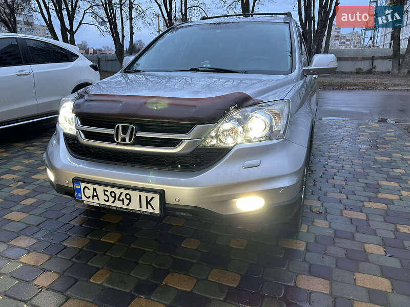 Внедорожник / Кроссовер Honda CR-V 2011 в Черкассах