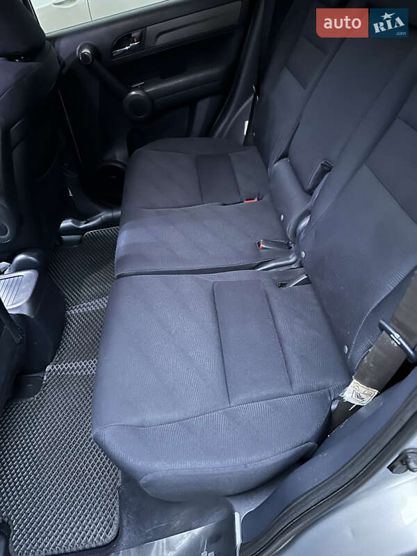 Внедорожник / Кроссовер Honda CR-V 2011 в Черкассах