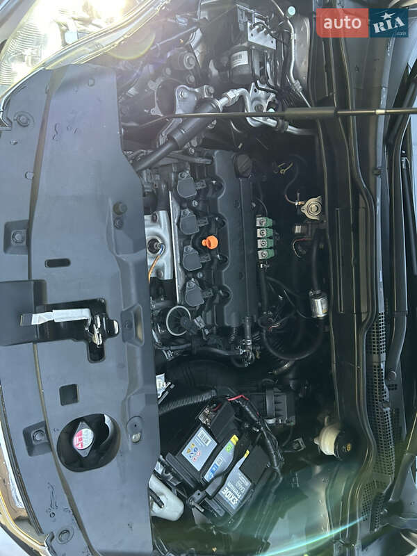 Внедорожник / Кроссовер Honda CR-V 2011 в Черкассах