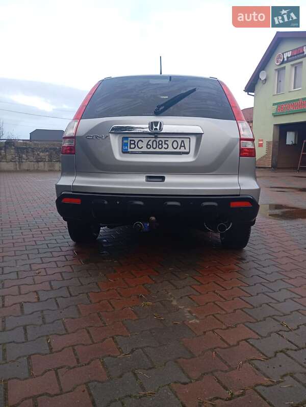 Внедорожник / Кроссовер Honda CR-V 2007 в Старом Самборе