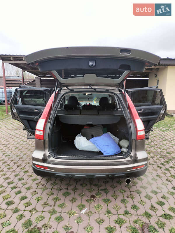 Внедорожник / Кроссовер Honda CR-V 2012 в Киеве