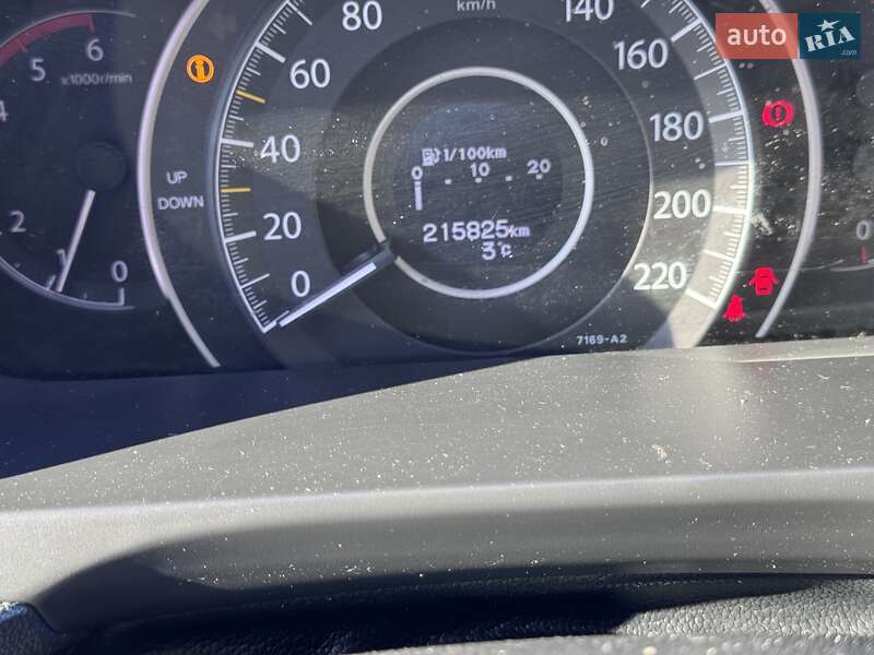 Внедорожник / Кроссовер Honda CR-V 2015 в Стрые фото 29 Внедорожник / Кроссовер Honda CR-V 2015 в Стрые