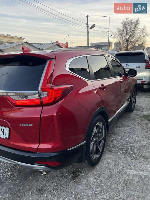 Позашляховик / Кросовер Honda CR-V 2018 в Києві