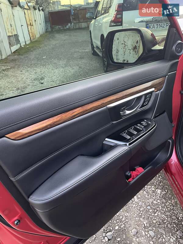 Позашляховик / Кросовер Honda CR-V 2018 в Києві