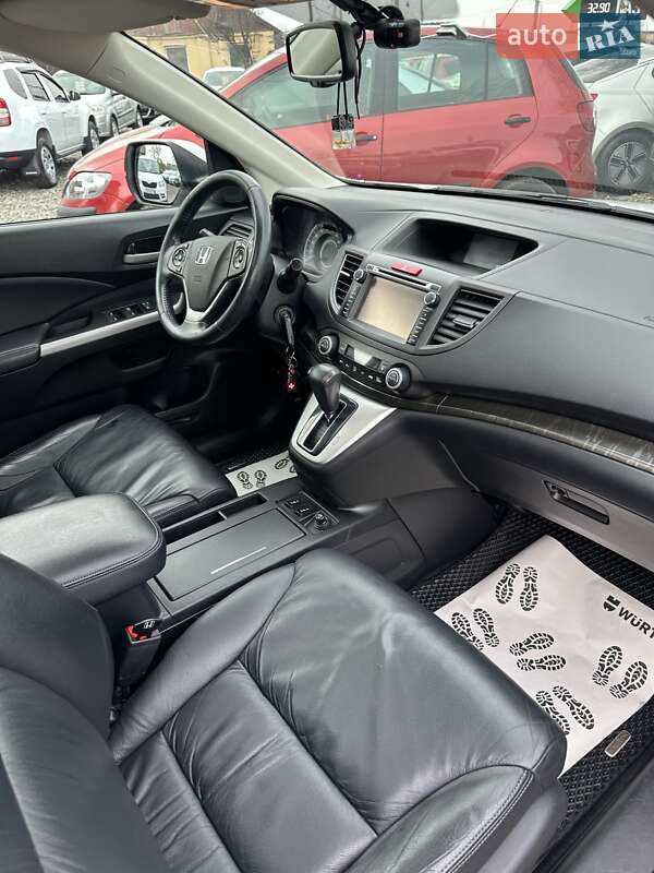 Позашляховик / Кросовер Honda CR-V 2014 в Смілі