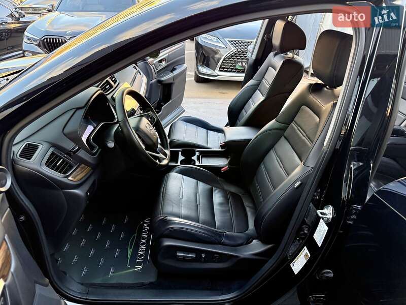 Позашляховик / Кросовер Honda CR-V 2017 в Києві