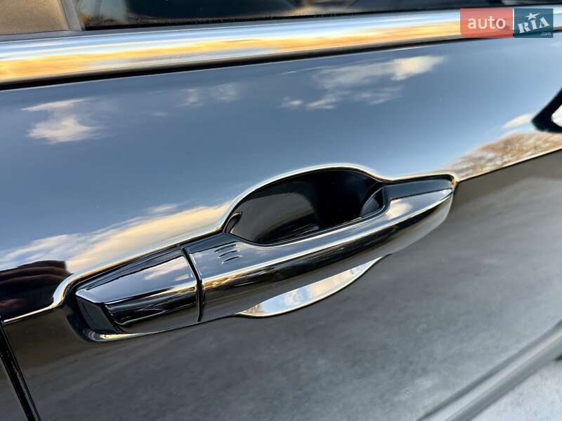 Позашляховик / Кросовер Honda CR-V 2017 в Києві