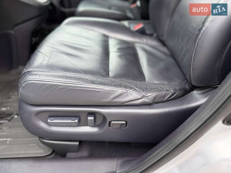 Позашляховик / Кросовер Honda CR-V 2012 в Вінниці