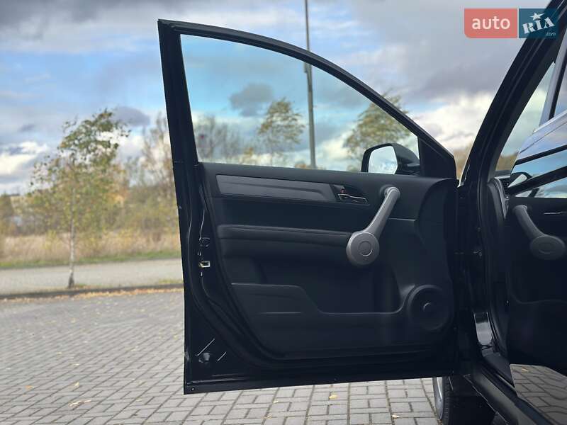 Внедорожник / Кроссовер Honda CR-V 2008 в Дрогобыче фото 29 Внедорожник / Кроссовер Honda CR-V 2008 в Дрогобыче