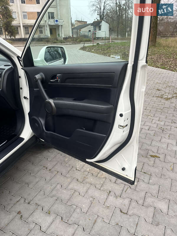 Внедорожник / Кроссовер Honda CR-V 2010 в Черновцах