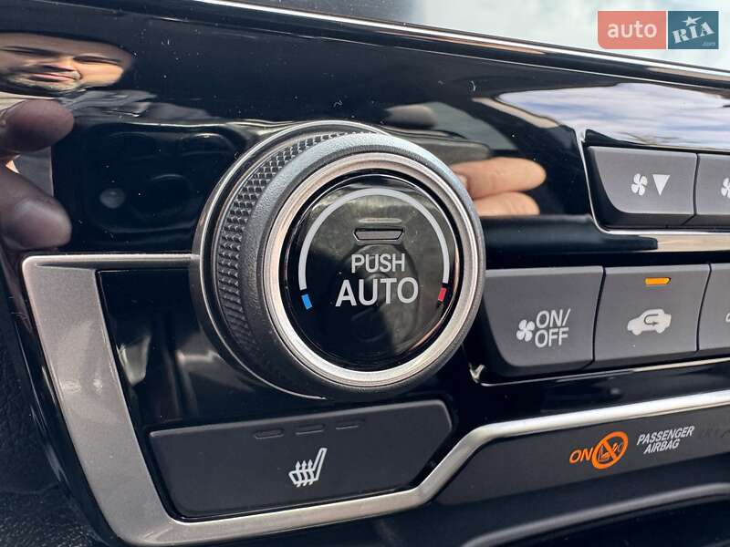 Внедорожник / Кроссовер Honda CR-V 2018 в Киеве фото 26 Внедорожник / Кроссовер Honda CR-V 2018 в Киеве