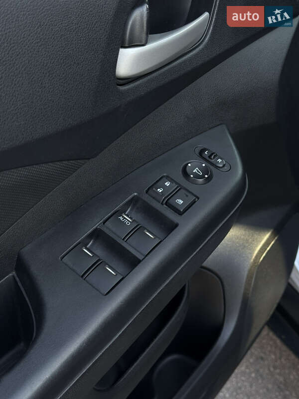 Внедорожник / Кроссовер Honda CR-V 2016 в Белой Церкви