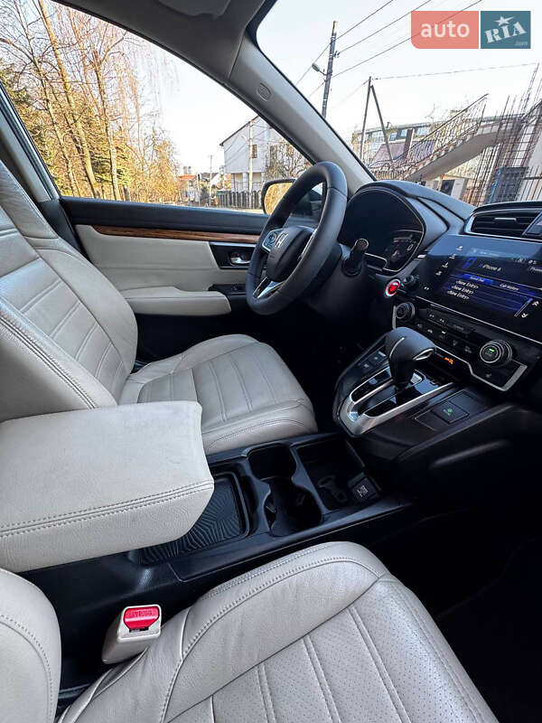 Позашляховик / Кросовер Honda CR-V 2017 в Львові