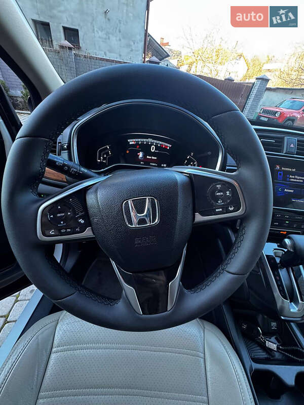 Позашляховик / Кросовер Honda CR-V 2017 в Львові