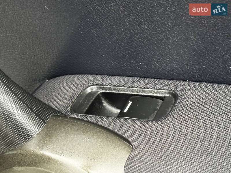 Внедорожник / Кроссовер Honda CR-V 2011 в Ахтырке фото 40 Внедорожник / Кроссовер Honda CR-V 2011 в Ахтырке