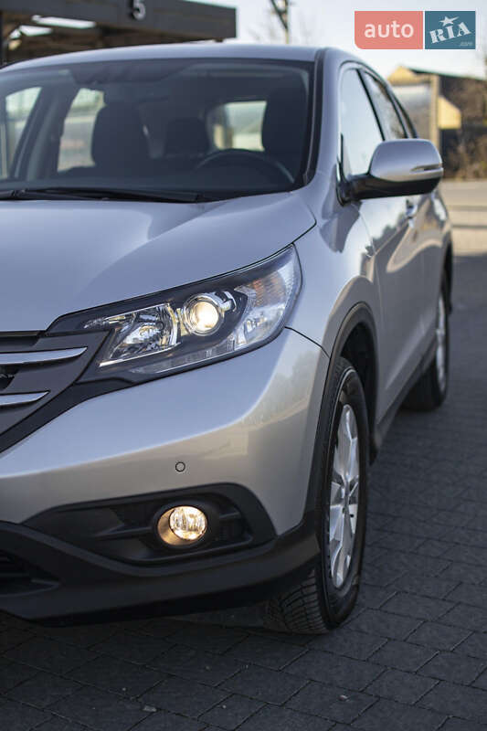 Позашляховик / Кросовер Honda CR-V 2014 в Гайсину