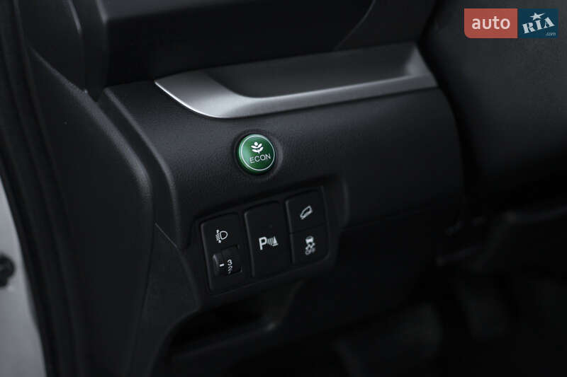 Позашляховик / Кросовер Honda CR-V 2014 в Гайсину