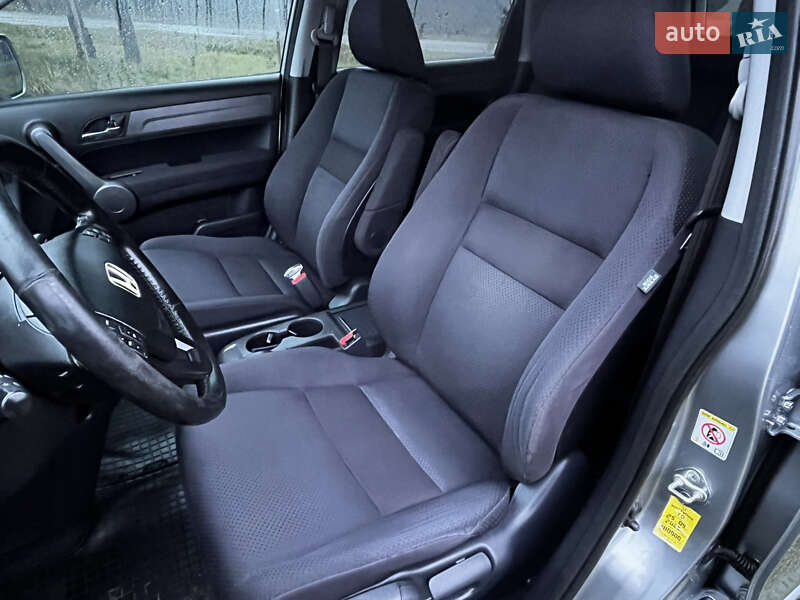 Внедорожник / Кроссовер Honda CR-V 2008 в Борщеве