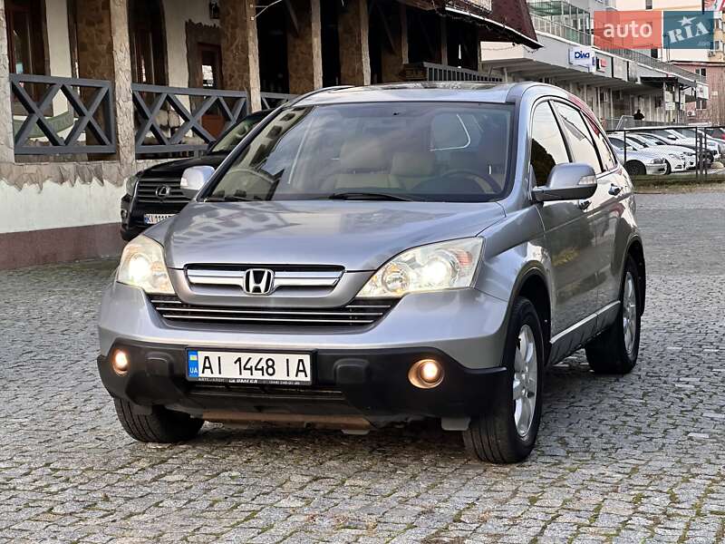 Позашляховик / Кросовер Honda CR-V 2008 в Києві