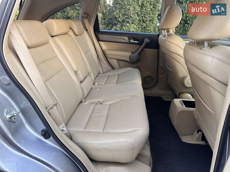 Позашляховик / Кросовер Honda CR-V 2008 в Києві