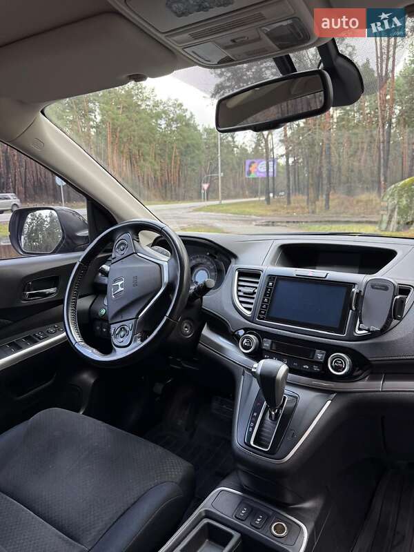 Позашляховик / Кросовер Honda CR-V 2015 в Києві