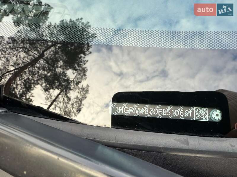 Позашляховик / Кросовер Honda CR-V 2015 в Києві