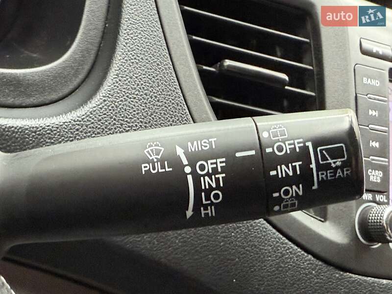 Внедорожник / Кроссовер Honda CR-V 2015 в Киеве