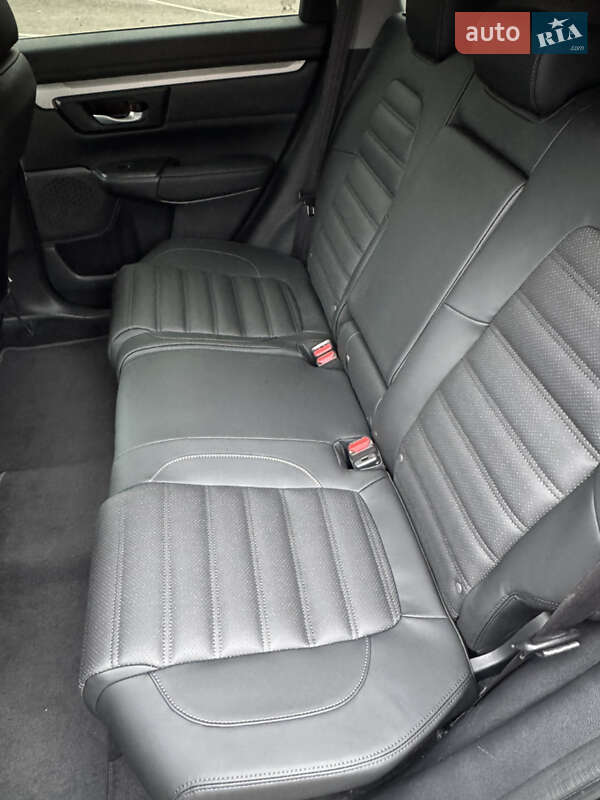 Внедорожник / Кроссовер Honda CR-V 2018 в Киеве