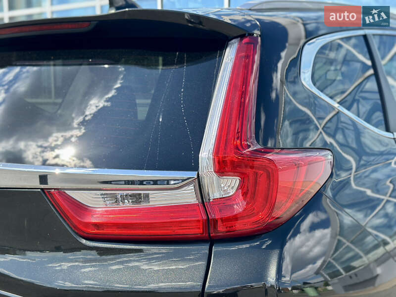 Позашляховик / Кросовер Honda CR-V 2018 в Києві