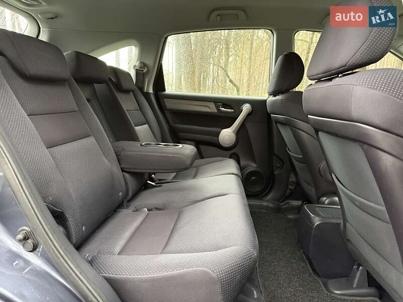 Позашляховик / Кросовер Honda CR-V 2008 в Києві
