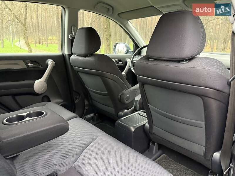 Позашляховик / Кросовер Honda CR-V 2008 в Києві
