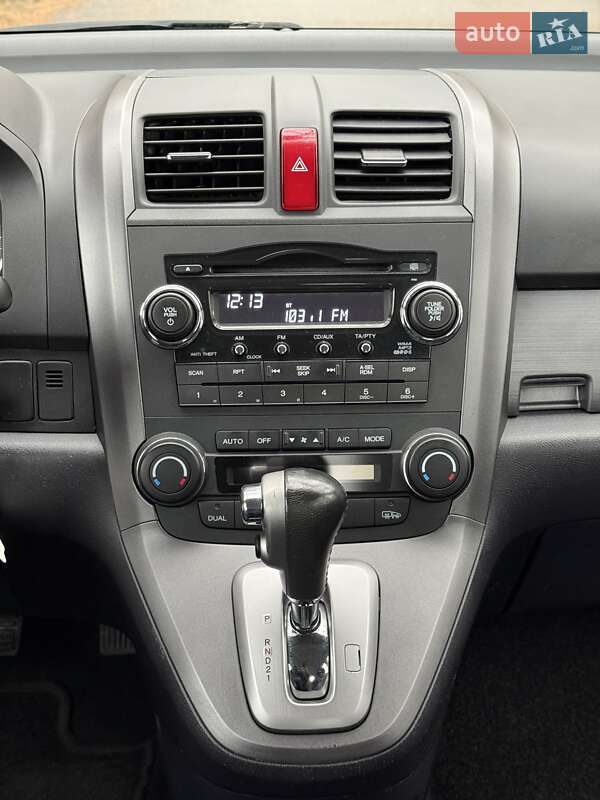 Позашляховик / Кросовер Honda CR-V 2008 в Києві