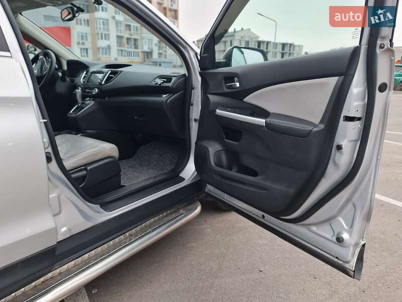 Внедорожник / Кроссовер Honda CR-V 2016 в Киеве фото 13 Внедорожник / Кроссовер Honda CR-V 2016 в Киеве