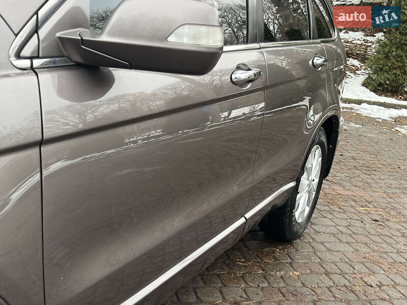 Внедорожник / Кроссовер Honda CR-V 2010 в Трускавце
