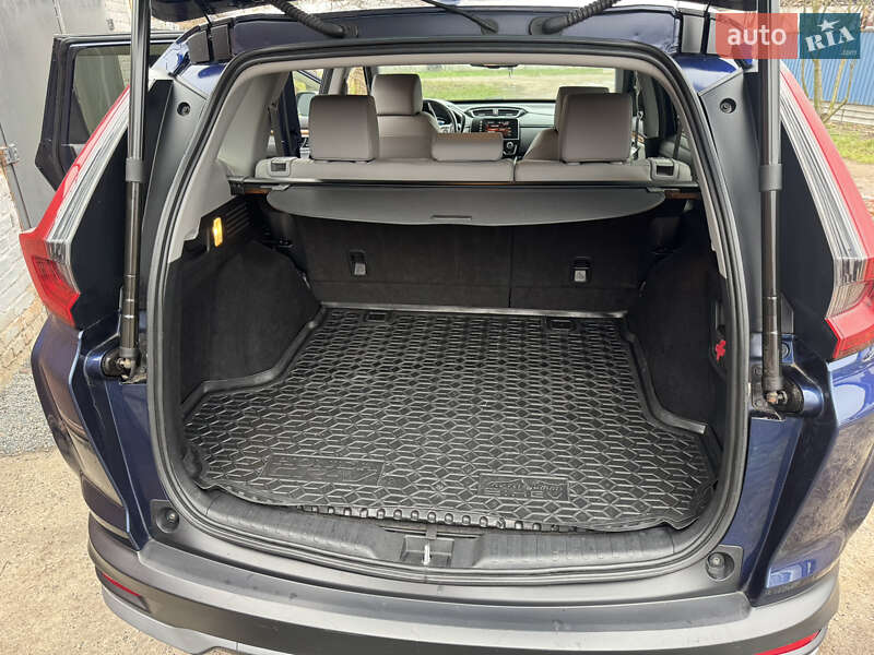 Внедорожник / Кроссовер Honda CR-V 2021 в Киеве