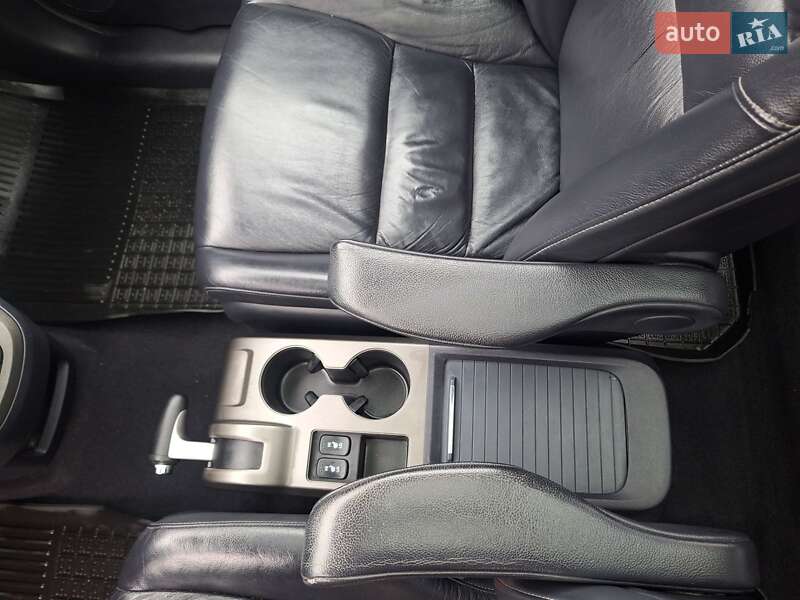 Внедорожник / Кроссовер Honda CR-V 2011 в Ивано-Франковске