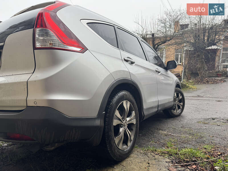 Внедорожник / Кроссовер Honda CR-V 2012 в Виннице