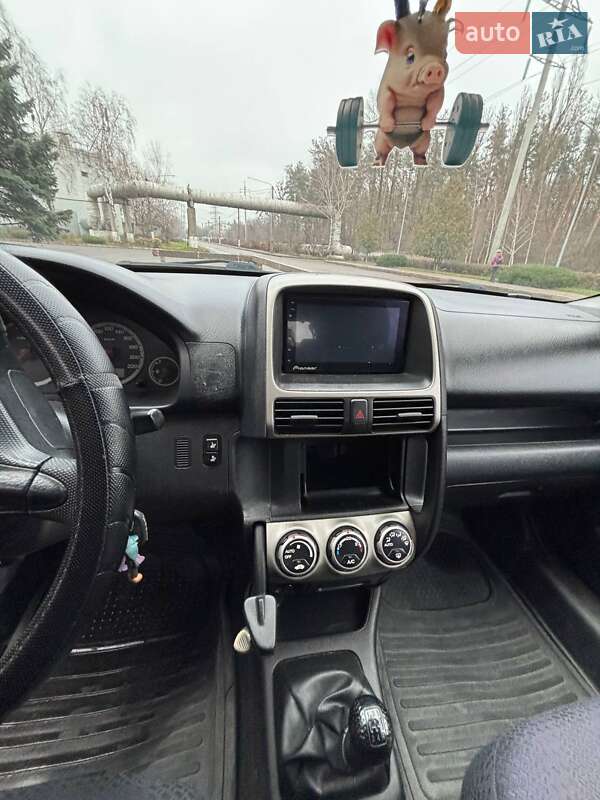 Внедорожник / Кроссовер Honda CR-V 2002 в Харькове