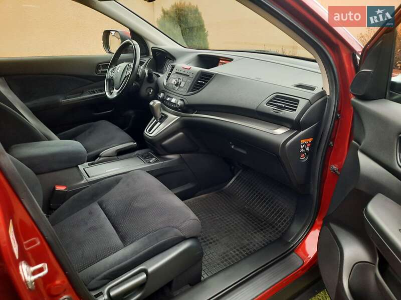 Внедорожник / Кроссовер Honda CR-V 2014 в Стрые