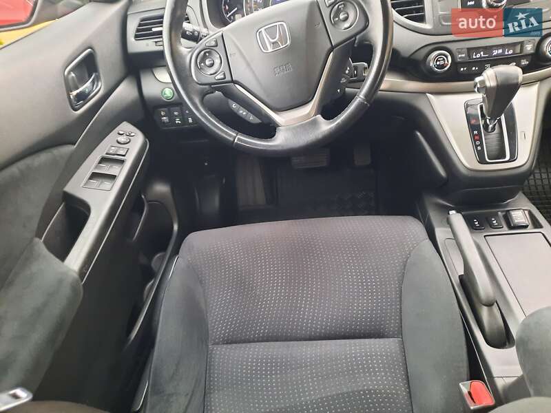 Внедорожник / Кроссовер Honda CR-V 2014 в Стрые