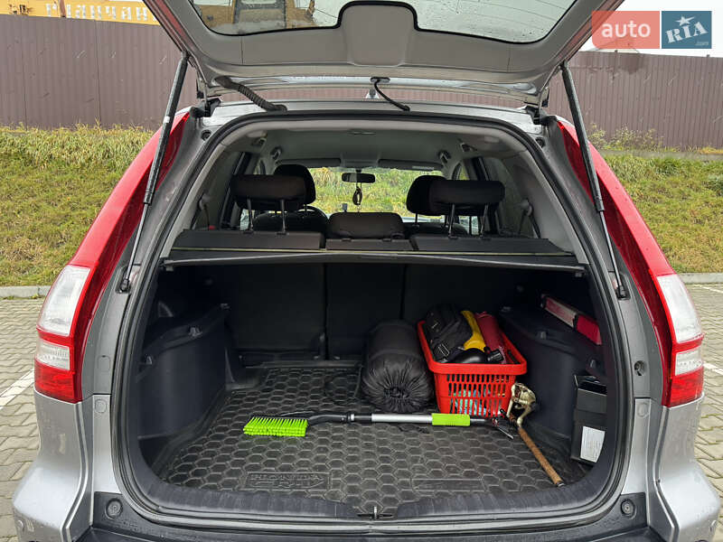 Внедорожник / Кроссовер Honda CR-V 2007 в Тернополе фото 15 Внедорожник / Кроссовер Honda CR-V 2007 в Тернополе