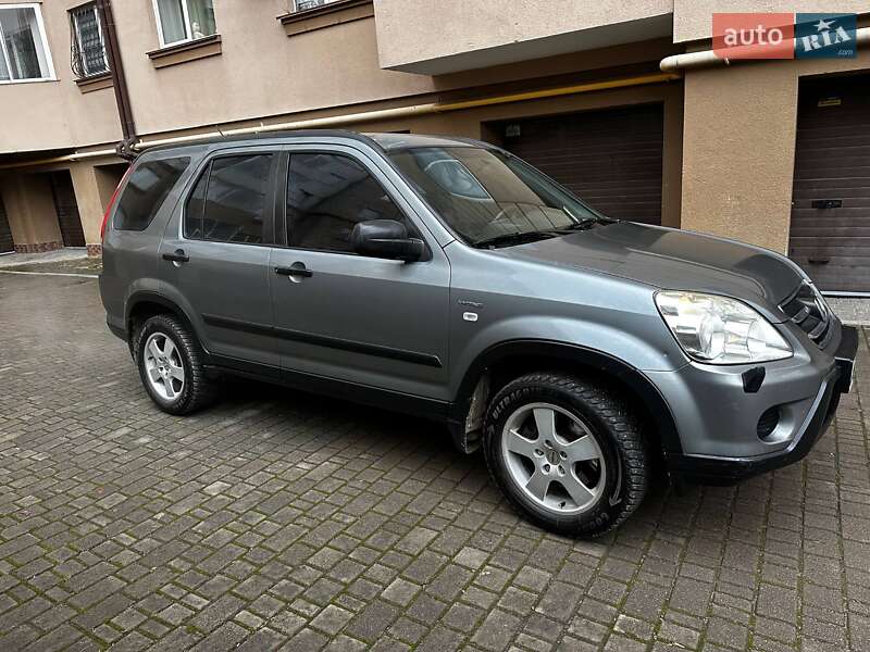 Внедорожник / Кроссовер Honda CR-V 2005 в Ивано-Франковске